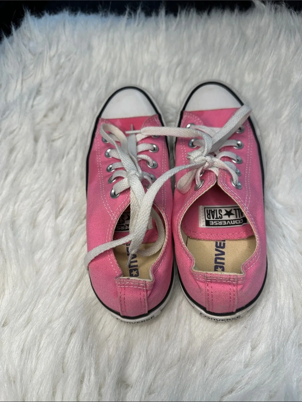 Pink Low-Top Canvas Kids Sneakers - Classic Lace-Up converse